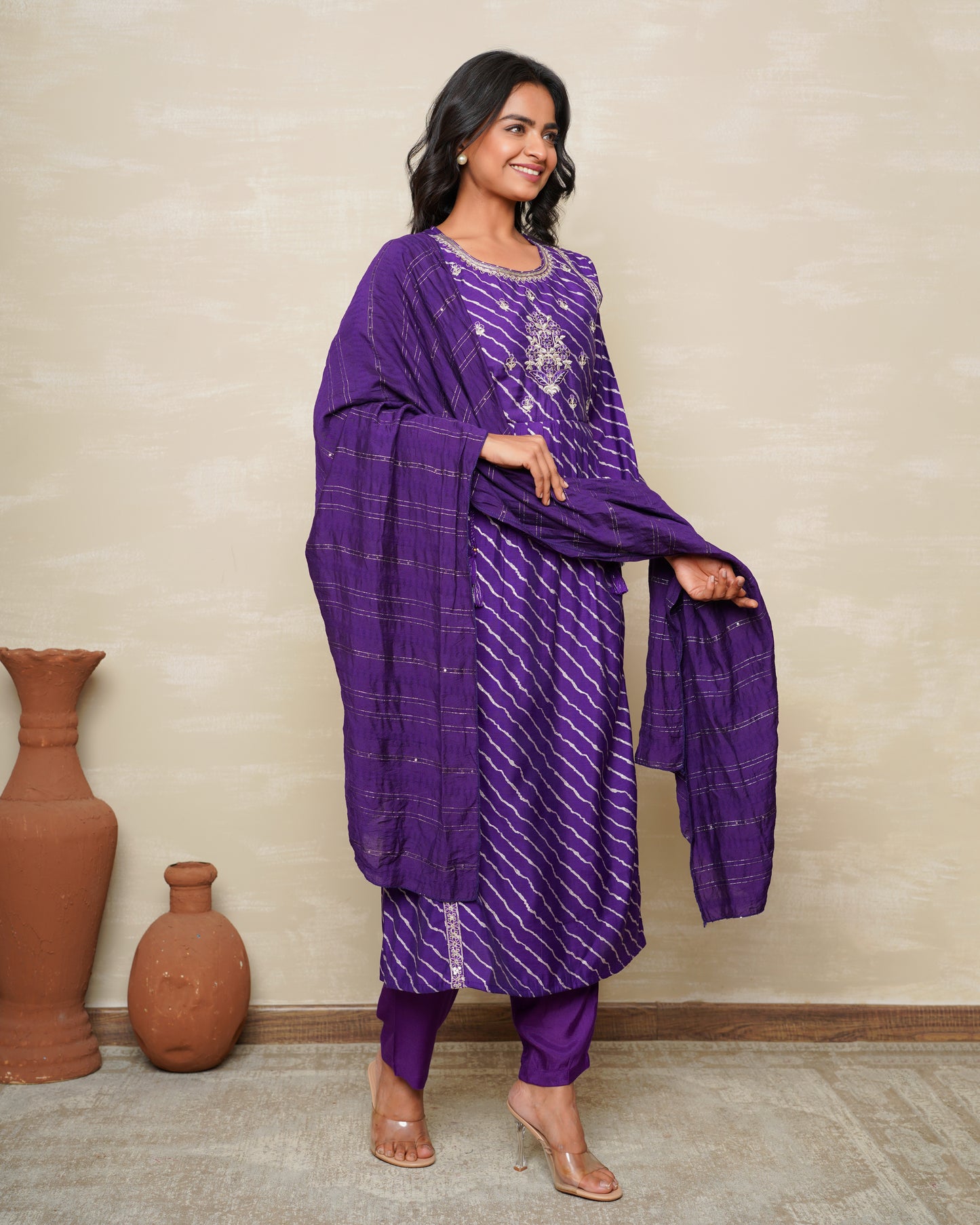 Leheriya Suit Set