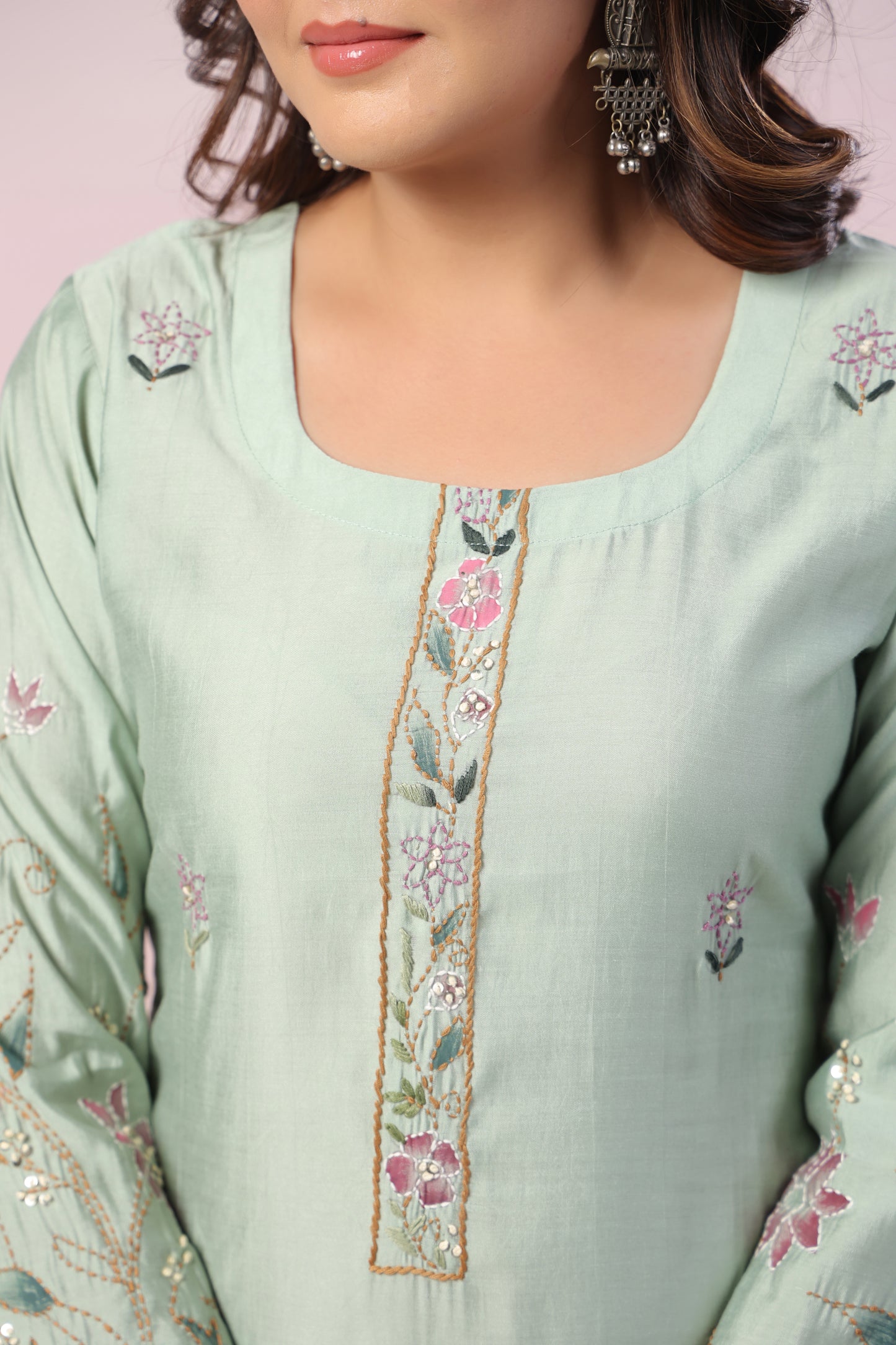 Thread Embroidered Suit Set