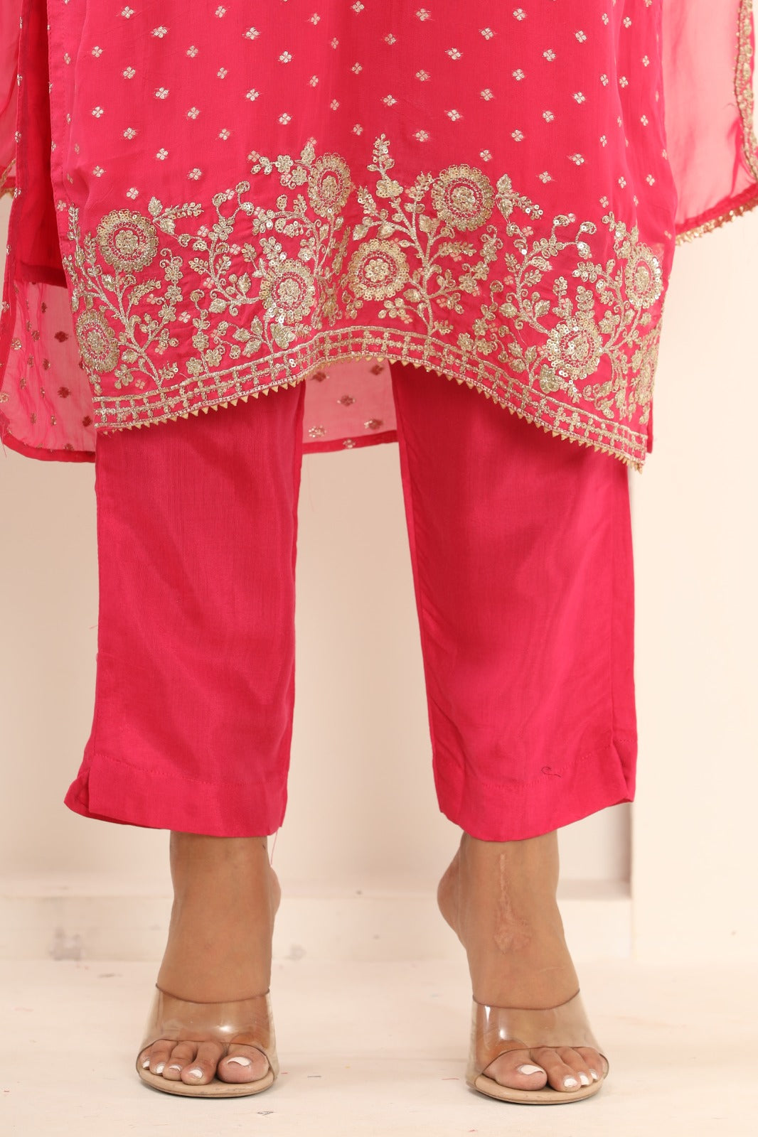 Fuchsia Pink Bandhani Dupatta Suit Set