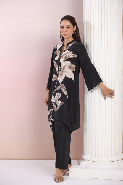 Abstract Black Crepe Coord-Set